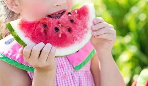 莹挽挽吃瓜,揭秘娱乐圈那些不为人知的幕后故事