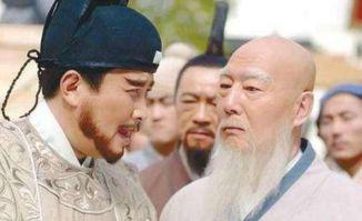 士兵是吃瓜群众