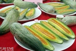 和妈妈吃酥瓜,共享酥瓜甜蜜时光